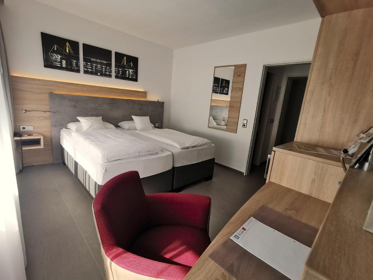 Akzent Hotel Koerner Hof ดอร์ทมุนด์ ภายนอก รูปภาพ