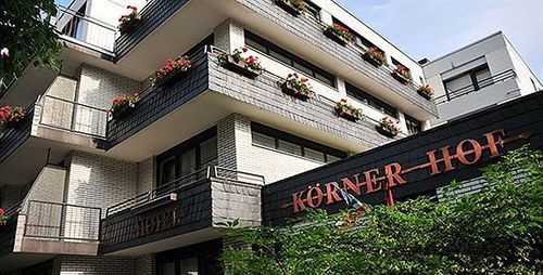 Akzent Hotel Koerner Hof ดอร์ทมุนด์ ภายนอก รูปภาพ